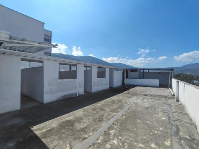 Local en arriendo en Centro, Piedecuesta, 120 m² · foto 3 de 9