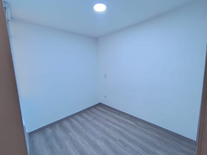 Apartamento de 2 alcobas en arriendo en Laureles, Medellín, 50 m² · foto 3 de 9