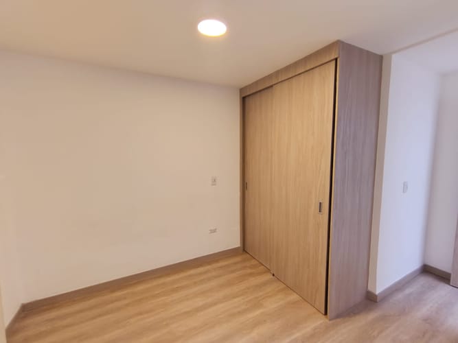 Apartamento de 2 alcobas en arriendo en Laureles, Medellín, 50 m² · foto 5 de 9