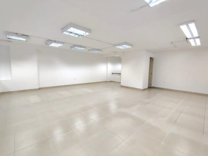 Local en arriendo en Garcia Rovira, Bucaramanga, 151 m² · foto 3 de 13