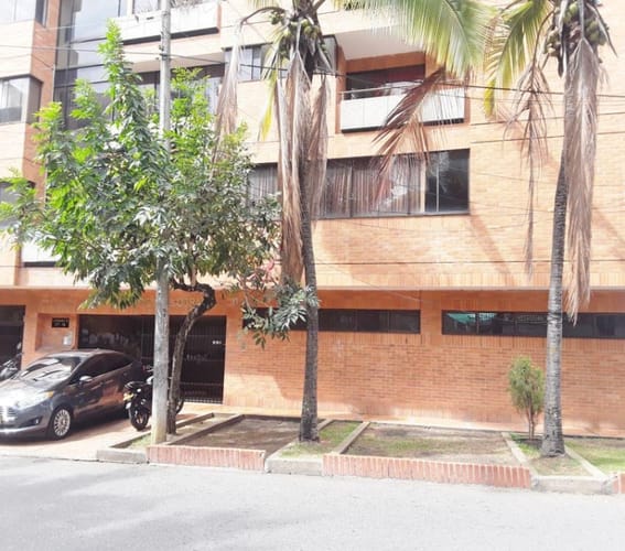 Local en arriendo en La Aurora, Bucaramanga, 180 m² · foto 3 de 3