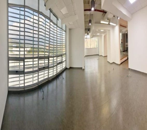 Oficina en arriendo en Rio Frio, Floridablanca, 402 m² · foto 7 de 9