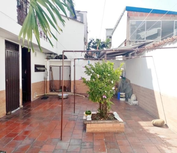 Casa de 4 alcobas en venta en Bolarqui, Bucaramanga, 208 m² · foto 13 de 15