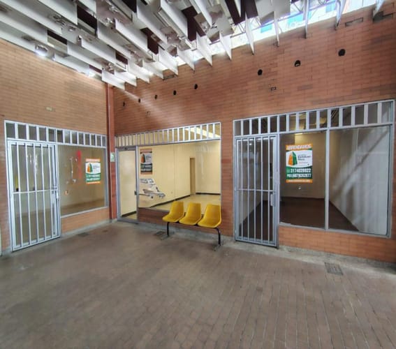Local en arriendo en Centro, Bucaramanga, 27 m² · foto 2 de 11