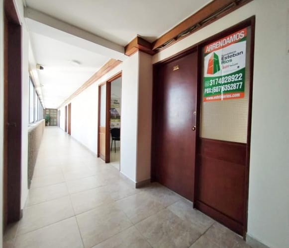 Oficina en arriendo en Centro, Bucaramanga, 56 m² · foto 2 de 7