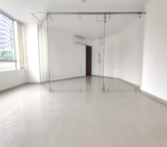 Oficina en arriendo en Bolivar, Bucaramanga, 36 m² · foto 3 de 6