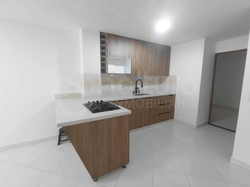 Apartamento de 3 alcobas en arriendo en La Independencia, Itagüí, 70 m² · foto 2 de 15