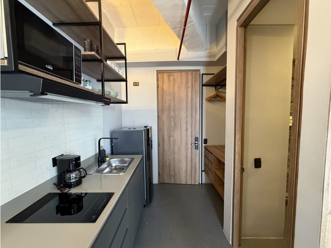 Apartaestudio en venta en Chapinero, Bogotá, 17 m² · foto 2 de 10