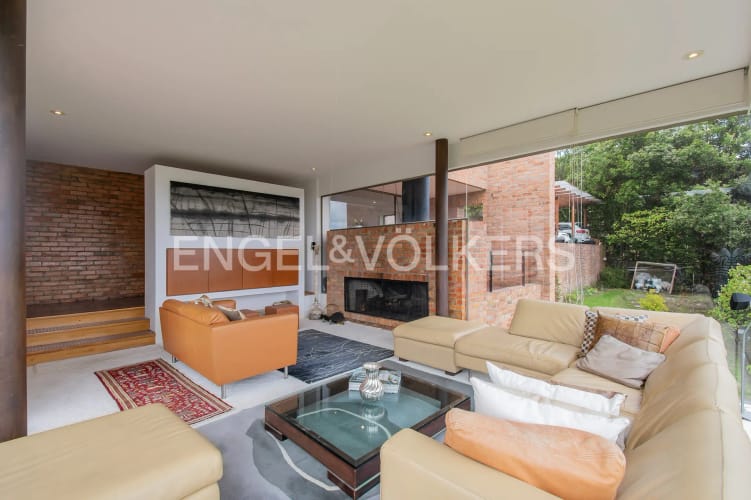 Casa de 4 alcobas en venta en Aposentos, Sopó, 303 m² · foto 3 de 18