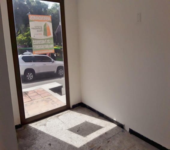 Local en arriendo en Antiguo Campestre, Bucaramanga, 8 m² · foto 3 de 4