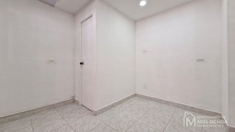 Oficina en arriendo en La Magnolia, Envigado, 9 m² · foto 3 de 14