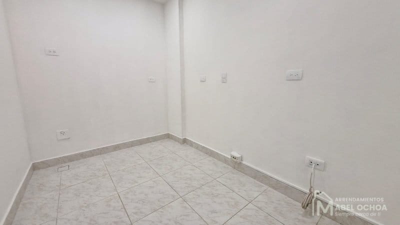 Oficina en arriendo en La Magnolia, Envigado, 9 m² · foto 5 de 14