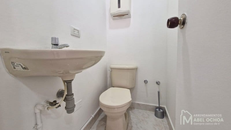 Oficina en arriendo en La Magnolia, Envigado, 9 m² · foto 7 de 14