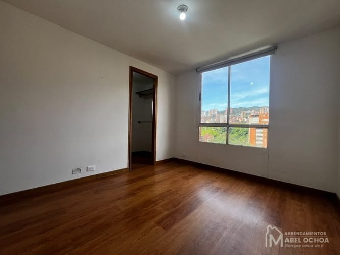 Apartamento de 3 alcobas en arriendo en Patio Bonito, Medellín, 75 m² · foto 5 de 17