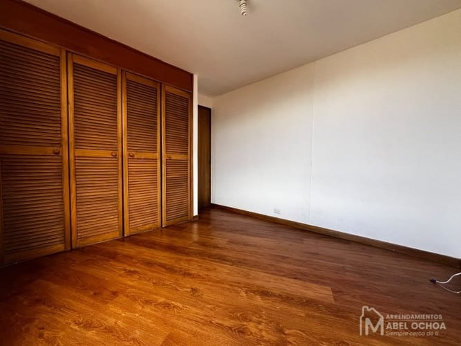 Apartamento de 3 alcobas en arriendo en Patio Bonito, Medellín, 75 m² · foto 11 de 17