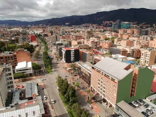 Casa en venta en Rincon Del Chico, Bogotá, 281 m² · foto 10 de 11