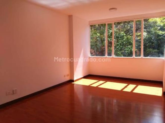 Apartamento de 2 alcobas en venta en Caobos Salazar, Bogotá, 60 m² · foto 4 de 15
