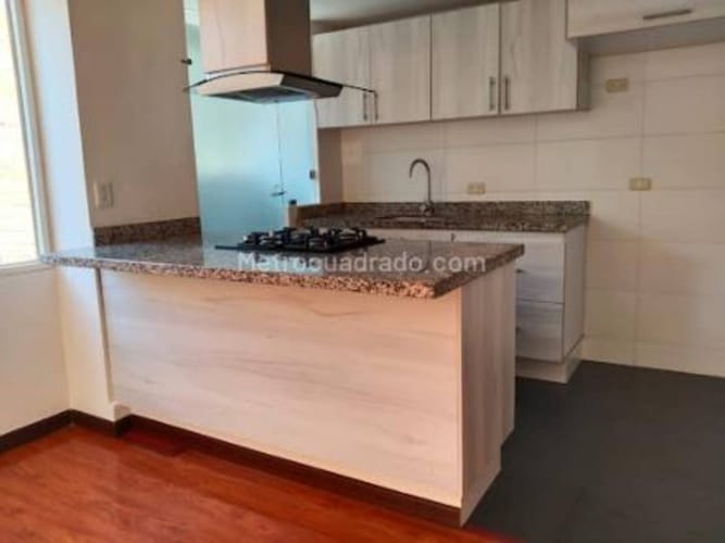 Apartamento de 2 alcobas en venta en Caobos Salazar, Bogotá, 60 m² · foto 9 de 15
