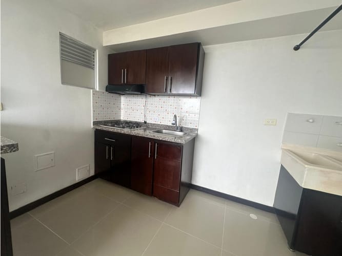 Apartamento de 2 alcobas en arriendo en La Pavona, Armenia, 60 m² · foto 4 de 15
