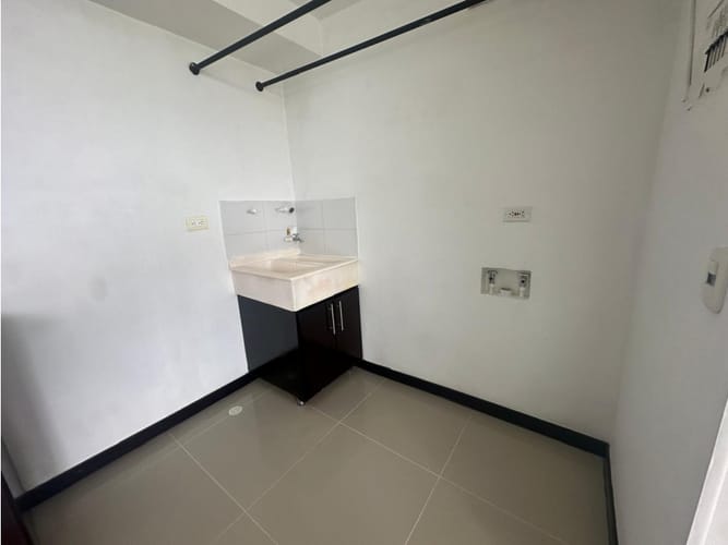 Apartamento de 2 alcobas en arriendo en La Pavona, Armenia, 60 m² · foto 5 de 15