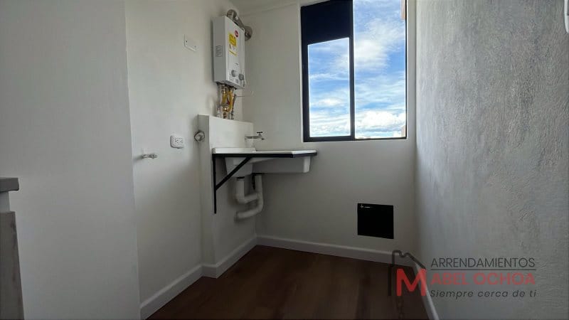 Apartamento de 2 alcobas en arriendo en Centro, Rionegro, 50 m² · foto 2 de 12