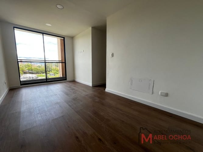 Apartamento de 2 alcobas en arriendo en Centro, Rionegro, 50 m² · foto 3 de 12