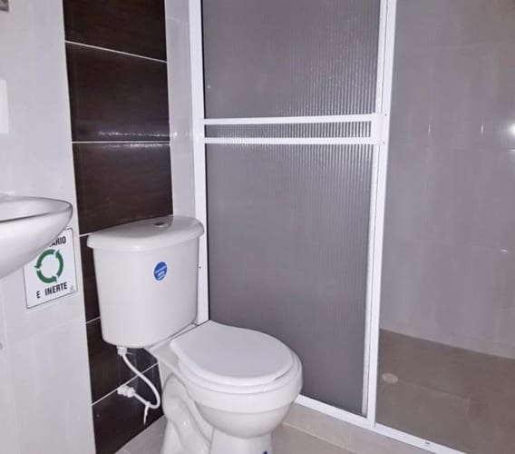 Oficina en arriendo en Cabecera Del Llano, Bucaramanga, 220 m² · foto 6 de 9