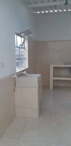 Casa de 10 alcobas en venta en Molinos Del Sur, Bogotá, 153 m² · foto 11 de 11