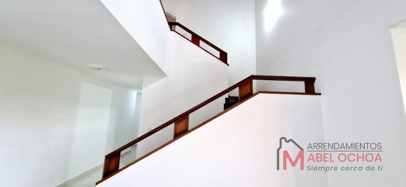 Apartamento de 4 alcobas en arriendo en Lalinde, Medellín, 320 m² · foto 15 de 24