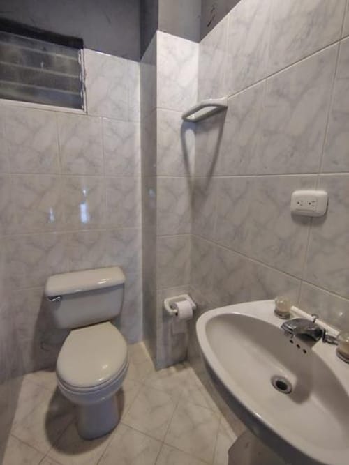 Edificio en arriendo en Antonia Santos Centro, Bucaramanga, 1150 m² · foto 7 de 20