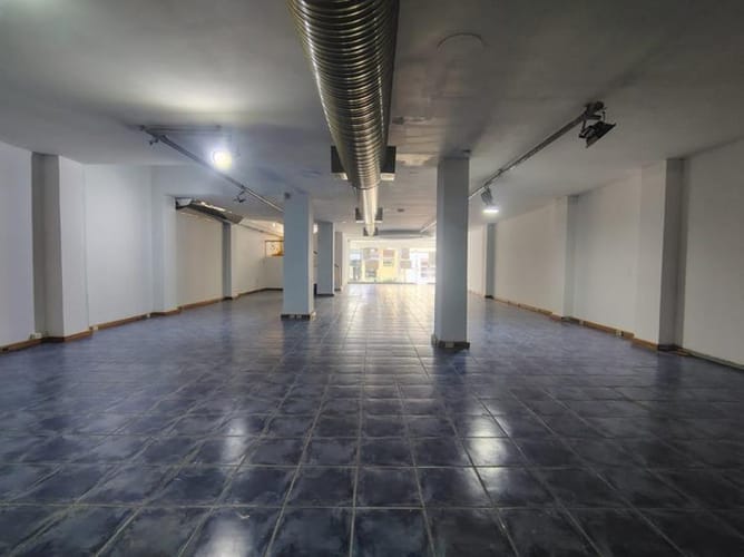 Edificio en arriendo en Antonia Santos Centro, Bucaramanga, 1150 m² · foto 14 de 20
