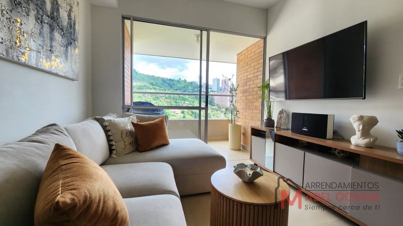 Apartamento de 3 alcobas en arriendo en Loma Del Barro, Sabaneta, 87 m² · foto 2 de 24