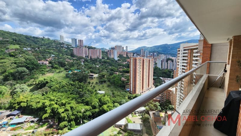 Apartamento de 3 alcobas en arriendo en Loma Del Barro, Sabaneta, 87 m² · foto 3 de 24