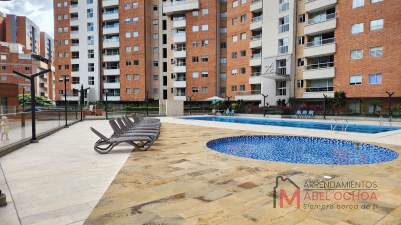 Apartamento de 3 alcobas en arriendo en Loma Del Barro, Sabaneta, 87 m² · foto 16 de 24