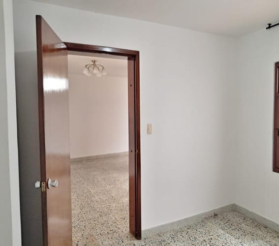 Casa de 4 alcobas en venta en Cabecera Del Llano, Bucaramanga, 214 m² · foto 17 de 20
