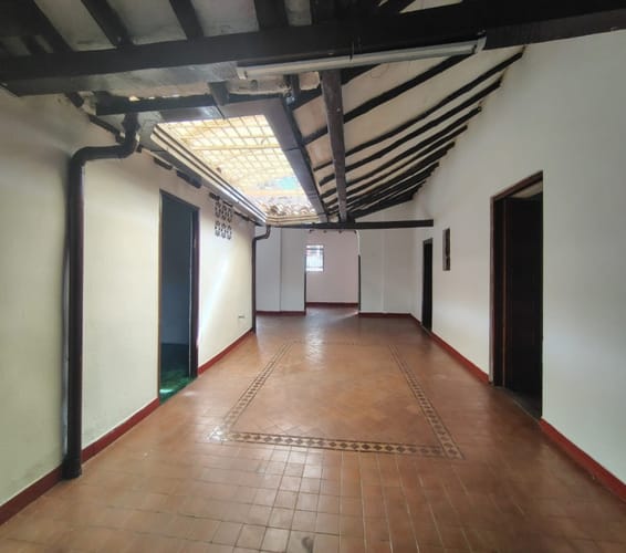 Casa de 6 alcobas en arriendo en Centro, Piedecuesta, 350 m² · foto 4 de 20