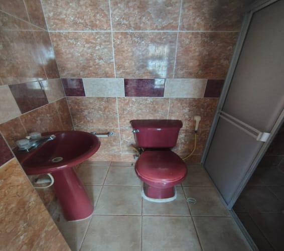 Casa de 6 alcobas en arriendo en Centro, Piedecuesta, 350 m² · foto 6 de 20