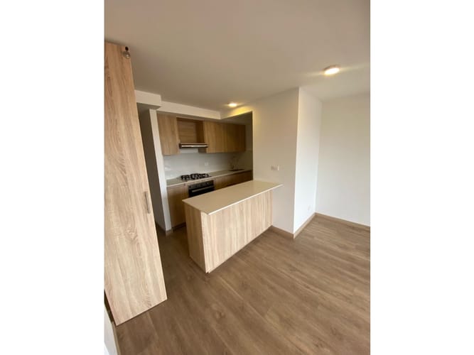 Apartamento de 3 alcobas en arriendo en Barro Blanco, Rionegro, 69 m² · foto 3 de 11