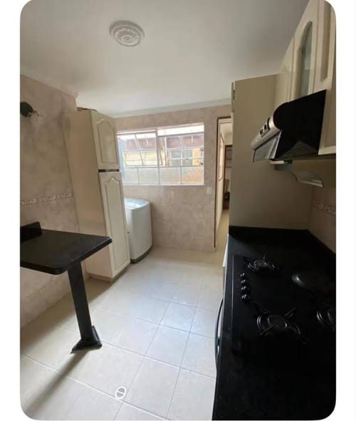 Apartamento de 4 alcobas en venta en Chapinero, Bogotá, 100 m² · foto 9 de 24