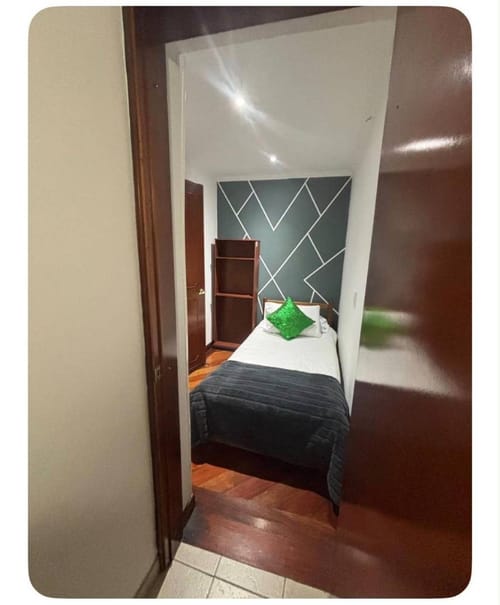 Apartamento de 4 alcobas en venta en Chapinero, Bogotá, 100 m² · foto 12 de 24