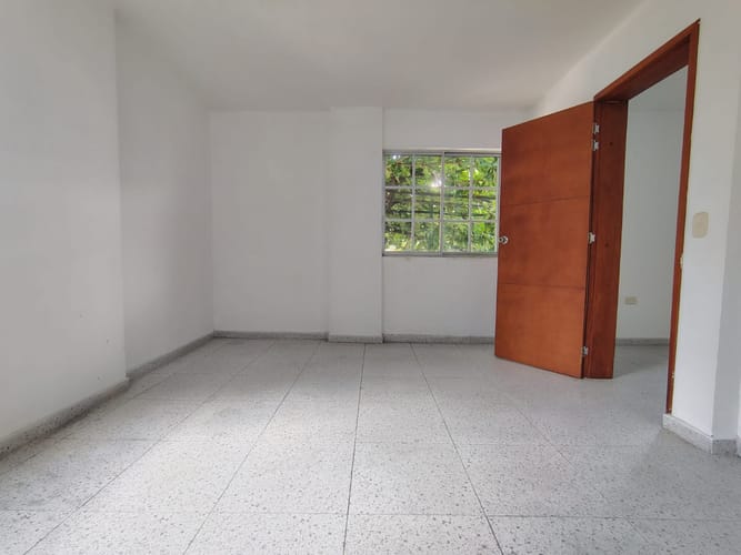 Oficina en arriendo en San Francisco, Bucaramanga, 35 m² · foto 2 de 8