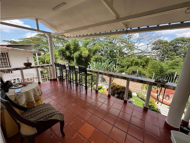 Casa de 5 alcobas en venta en Avenida 19 Norte, Armenia, 230 m² · foto 16 de 18
