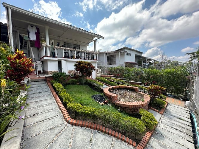 Casa de 5 alcobas en venta en Avenida 19 Norte, Armenia, 230 m² · foto 17 de 18