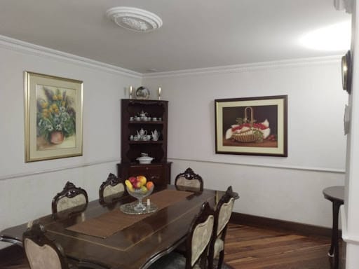 Apartamento de 3 alcobas en venta en Los Rosales, Bogotá, 189 m² · foto 5 de 24