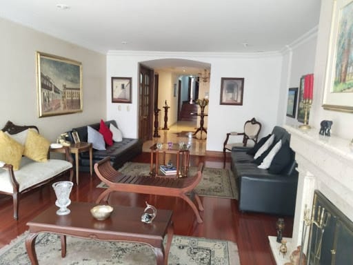 Apartamento de 3 alcobas en venta en Los Rosales, Bogotá, 189 m² · foto 7 de 24