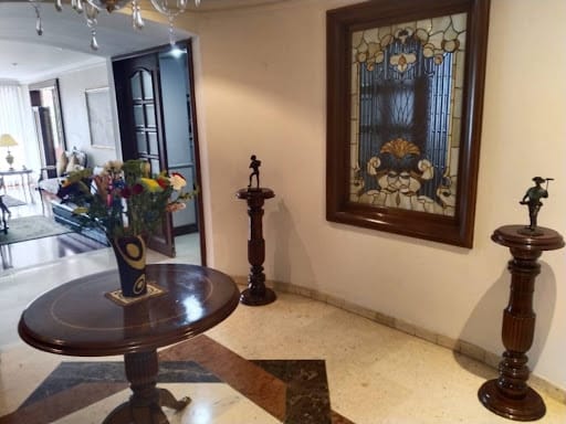 Apartamento de 3 alcobas en venta en Los Rosales, Bogotá, 189 m² · foto 8 de 24