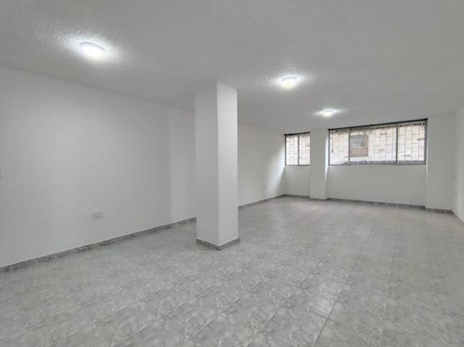 Oficina en arriendo en Antonia Santos Centro, Bucaramanga, 46 m² · foto 3 de 9