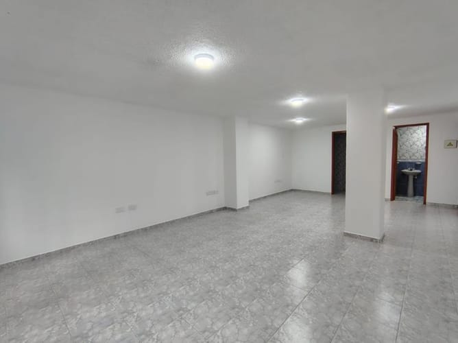 Oficina en arriendo en Antonia Santos Centro, Bucaramanga, 46 m² · foto 5 de 9