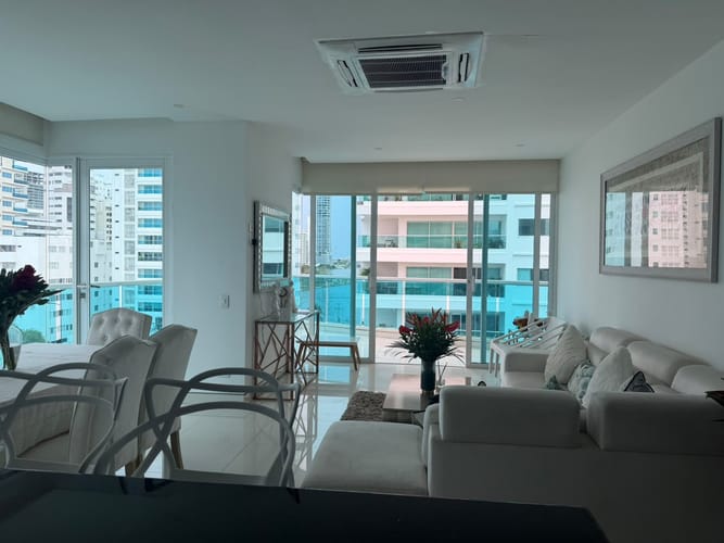 Apartamento de 3 alcobas en venta en Castillogrande, Cartagena, 150 m² · foto 6 de 18