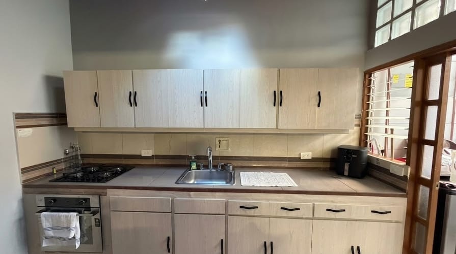 Apartamento de 3 alcobas en arriendo en Laureles, Medellín, 80 m² · foto 3 de 11